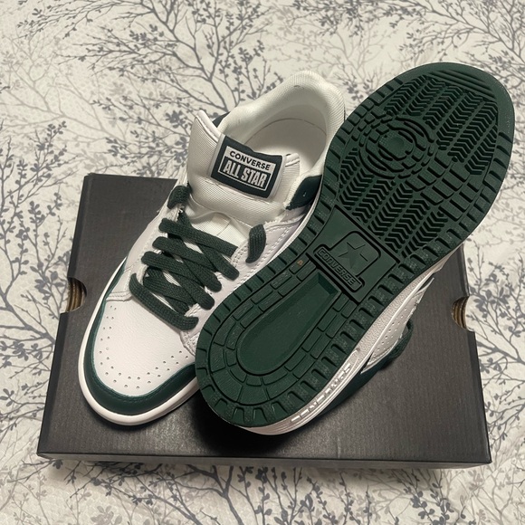 NEW Converse Weapon Leather Unisex Low Top Shoe - Picture 6 of 8